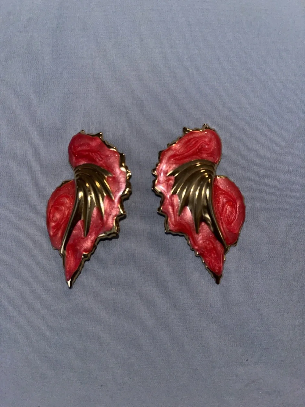 Vintage Pink Floral Wing Clip-On Earrings - Unbranded - Picture 2 of 3